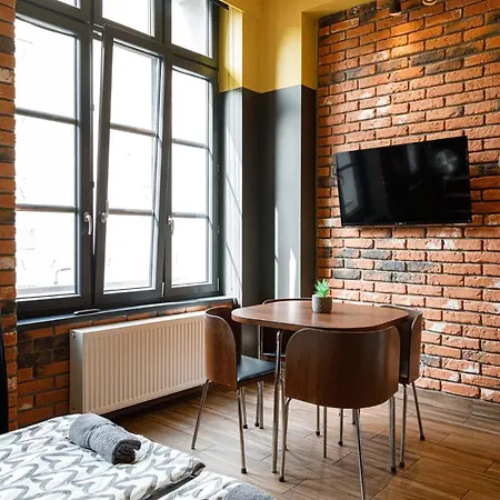 Apartament Golden Apartments&K28 *